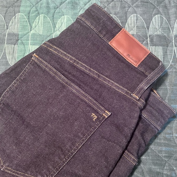 Madewell Curvy High Rise Skinny Jean size 33 - Picture 7 of 7